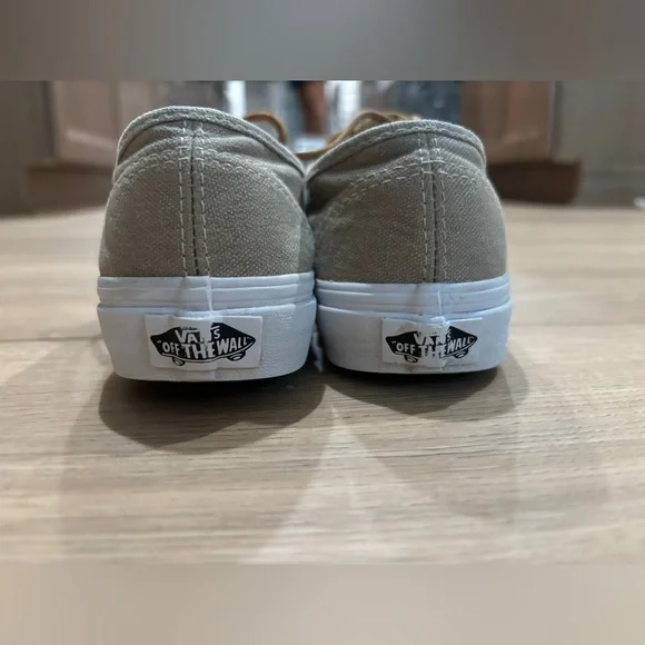 Linen Vans with Leather Laces - Picture 6 of 7